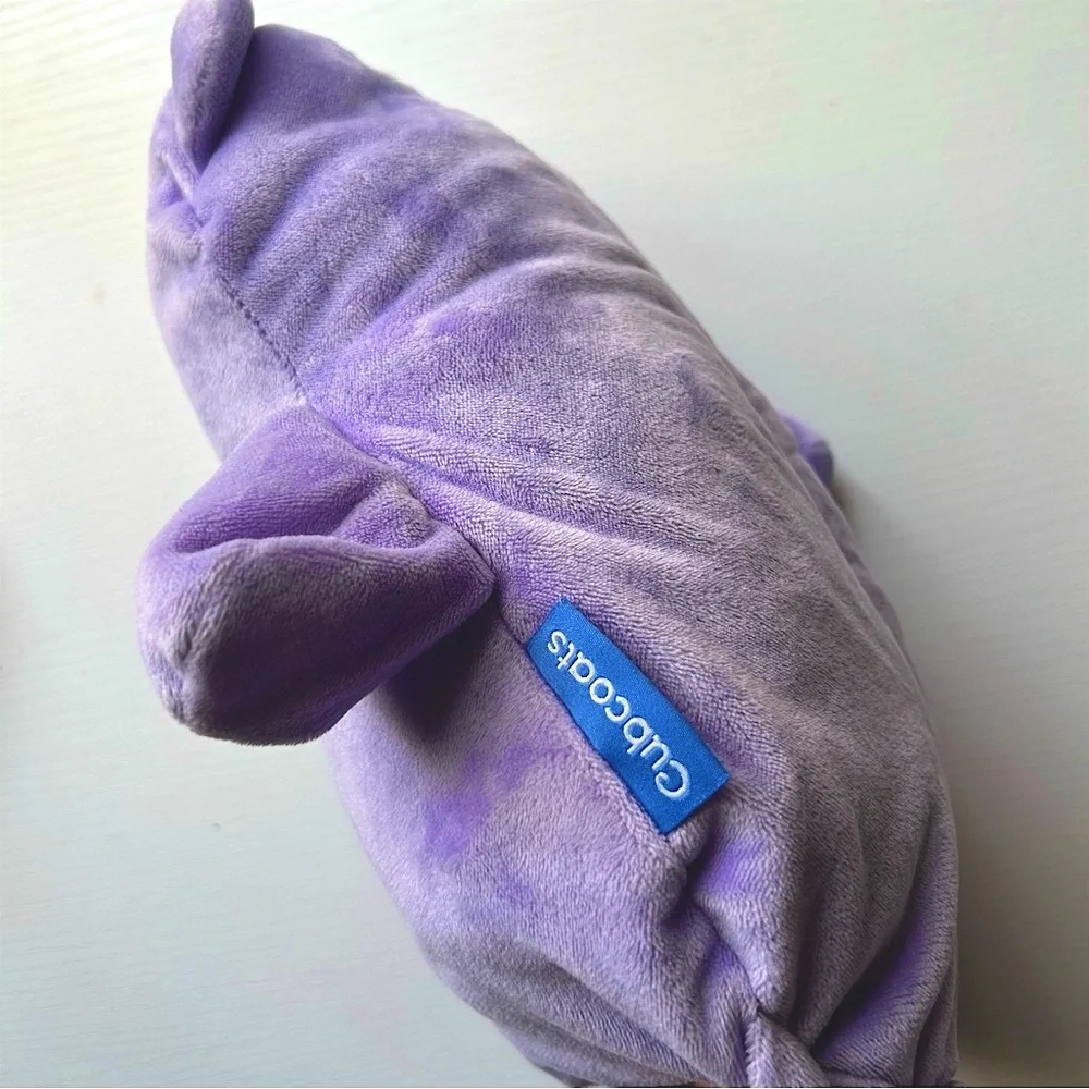 Good condition Lavender and gray packable jacket /Plush Seal kid size 8